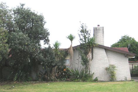 Photo of property in 19 Ti Nana Crescent, Henderson, Auckland, 0610