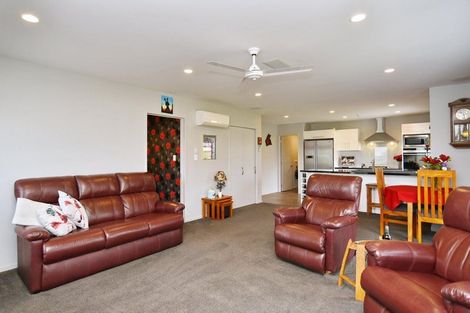 Photo of property in 12 Beech Drive, Rangiora, 7400