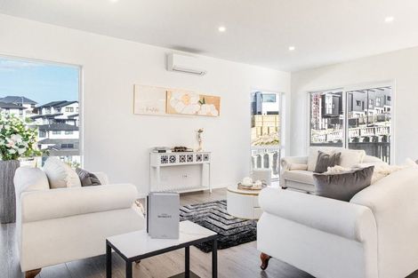 Photo of property in 36 Baumea Rise, Massey, Auckland, 0614