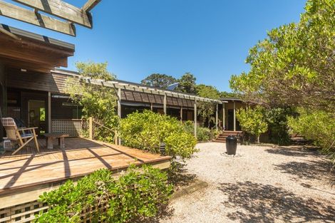 Photo of property in Twin Waters Lodge, 30 Totara Avenue, Collingwood, 7073