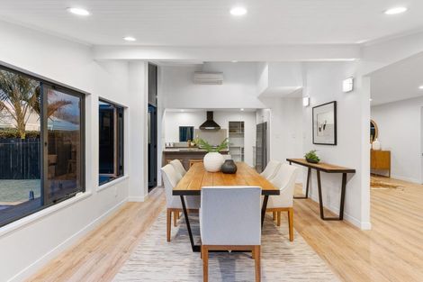 Photo of property in 6 Birchwood Grove, Greenhithe, Auckland, 0632