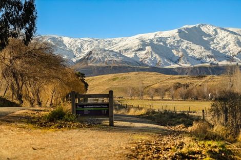 Photo of property in 47 Threepwood Road, Lake Hayes, Queenstown, 9371
