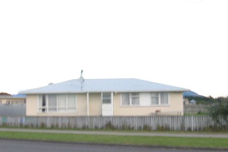 Photo of property in 4 Temuera Street, Otaki, 5512