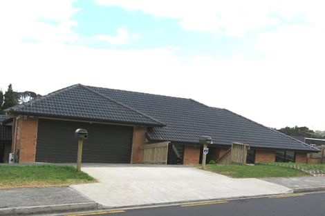 Photo of property in 25 Ian Marwick Place, Birkenhead, Auckland, 0626