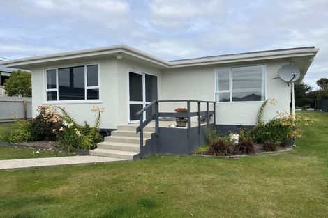 Photo of property in 6 Argyle Street, Weston, Oamaru, 9401