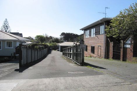 Photo of property in 15 Aorangi Road, Paraparaumu, 5032