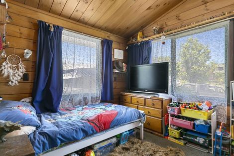 Photo of property in 15 Tobin Place, Richmond Heights, Taupo, 3330