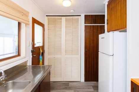 Photo of property in 13a Colombo Street, Hokowhitu, Palmerston North, 4410