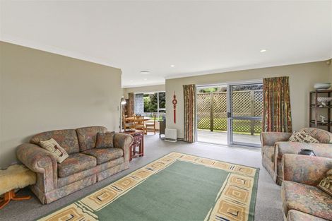 Photo of property in 35 Spackman Crescent, Paraparaumu, 5032