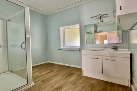 Photo of property in 6 Weona Place, Westmere, Auckland, 1022