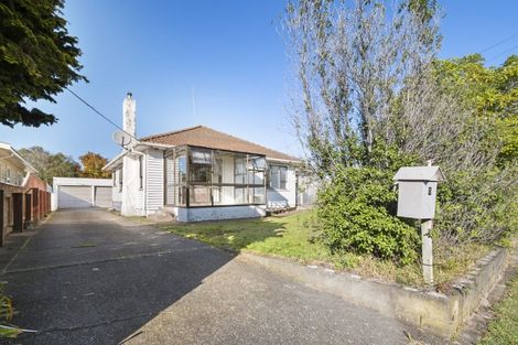 Photo of property in 5 Churchill Avenue, Feilding, 4702