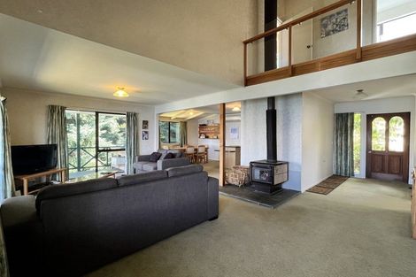 Photo of property in 1 Von Place, Fernhill, Queenstown, 9300