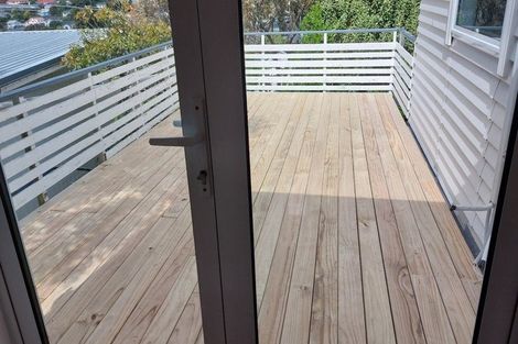 Photo of property in 8b Cam Street, Island Bay, Wellington, 6023