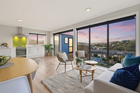 Photo of property in 10 Wineberry Way, Broadmeadows, 6037