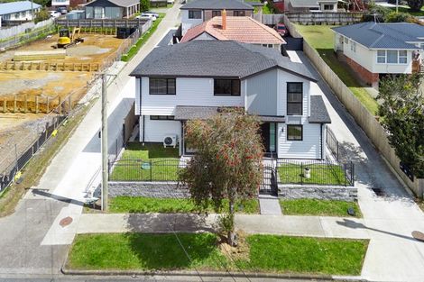 Photo of property in 36 Christmas Road, Manurewa, Auckland, 2102
