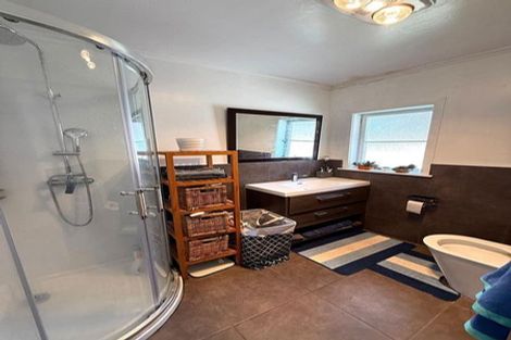 Photo of property in 205 Titirangi Road, Titirangi, Auckland, 0604