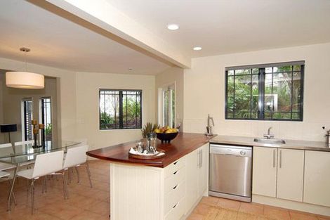 Photo of property in 27 Westmere Crescent, Westmere, Auckland, 1022