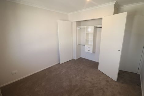 Photo of property in 36 Mettam Drive, Swanson, Auckland, 0614