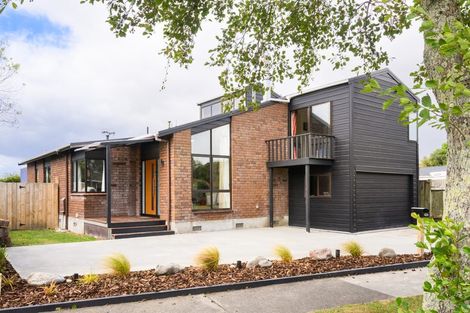 Photo of property in 42a Clifton Terrace, Fitzherbert, Palmerston North, 4410