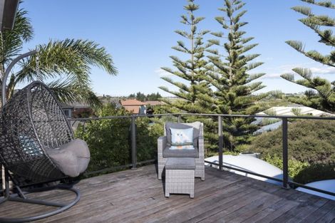Photo of property in 103 Pine Harbour Parade, Beachlands, Auckland, 2018