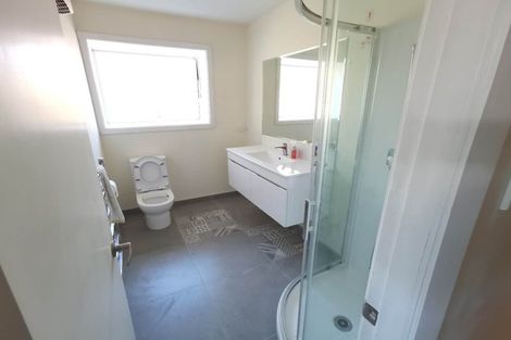 Photo of property in 19 Solway Avenue, Ilam, Christchurch, 8041