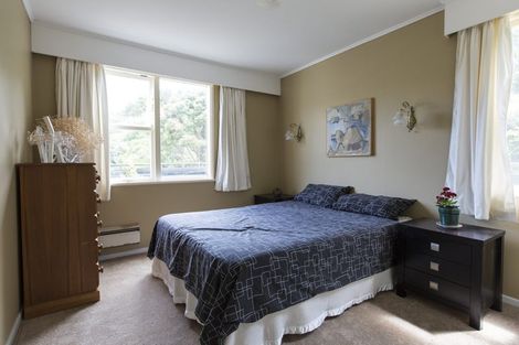 Photo of property in 109 Churchill Drive, Crofton Downs, Wellington, 6035
