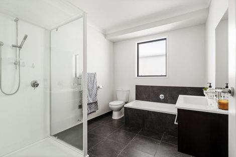 Photo of property in 21 Benmore Crescent, Pyes Pa, Tauranga, 3112