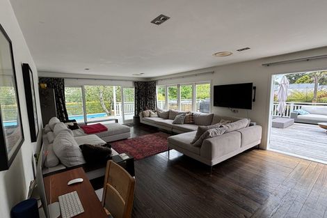 Photo of property in 47 Churchouse Road, Greenhithe, Auckland, 0632