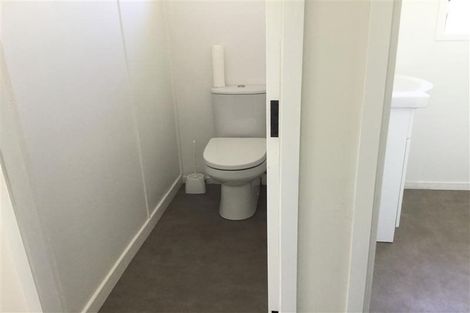 Photo of property in 4 Harbour Street, Moturoa, New Plymouth, 4310