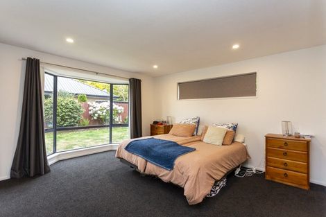 Photo of property in 35 Broadhaven Avenue, Parklands, Christchurch, 8083