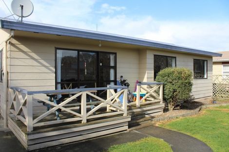 Photo of property in 5 Moore Road, Winton, 9720