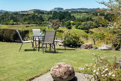 Photo of property in 38 Kereru Place, Pyes Pa, Tauranga, 3112