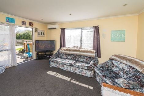 Photo of property in 2 Alexandra Street, Marton, 4710