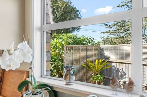 Photo of property in 203 Parkhurst Road, Parakai, 0830