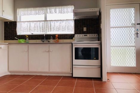 Photo of property in 15a Colum Place, Bucklands Beach, Auckland, 2014