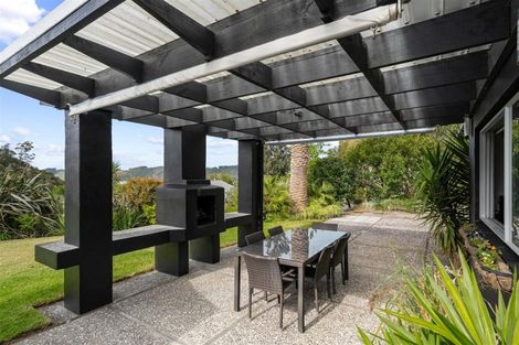 Photo of property in 51 Herbert Drive, Whangamata, 3620