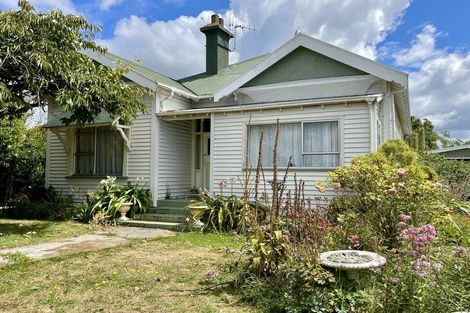 Photo of property in 30 Rhodes Street, Waimate, 7924