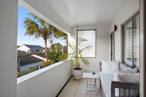 Photo of property in 1/13 Milford Road, Milford, Auckland, 0620