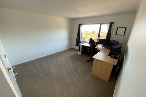 Photo of property in 40 Saralee Drive, Manurewa, Auckland, 2105