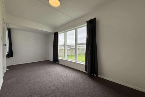 Photo of property in 7 Wainhouse Street, Stokes Valley, Lower Hutt, 5019