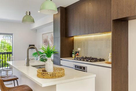 Photo of property in 35 Lawson Creek Street, Massey, Auckland, 0614