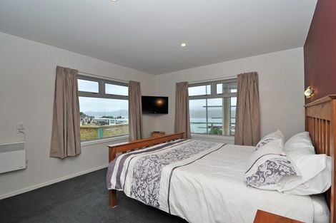 Photo of property in 10 Paratu Way, Strathmore Park, Wellington, 6022