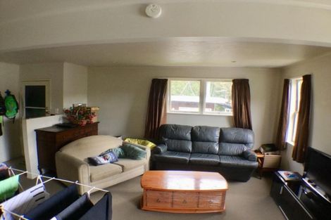 Photo of property in 53 Ellice Road, Totara Vale, Auckland, 0629