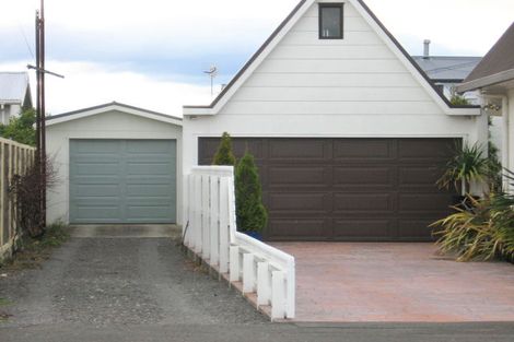 Photo of property in 6 North Terrace, Westshore, Napier, 4110