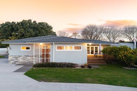 Photo of property in 49 Meeanee Road, Taradale, Napier, 4112