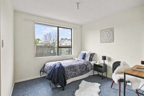 Photo of property in 178 Mangorei Road, Merrilands, New Plymouth, 4312