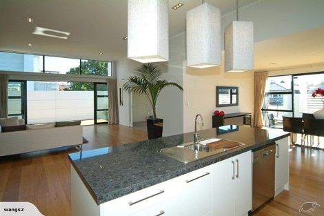 Photo of property in 21 Paeroa Street, Riccarton, Christchurch, 8041