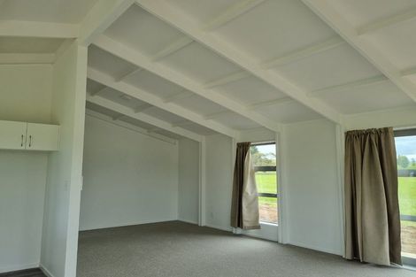 Photo of property in 968 Kahutara Road, Kahutara, Featherston, 5771