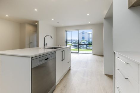 Photo of property in 23 Adlam Lane, Takanini, 2112
