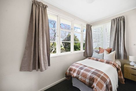 Photo of property in 50 Sare Crescent, Fairfield, Hamilton, 3214